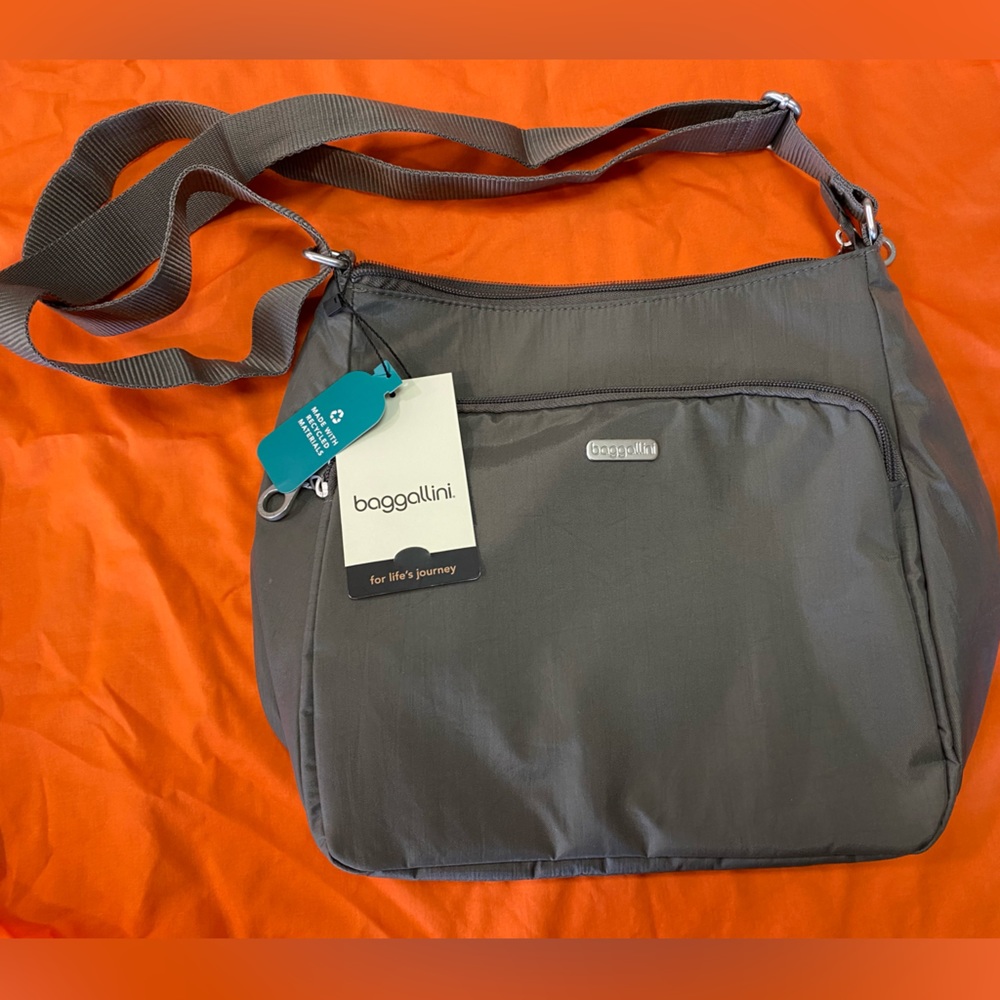 Baggallini crossbody bag